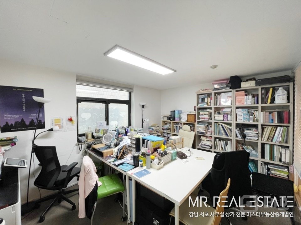 신사역 도보2분 교회 선호 2,3 층 통임대 인테리어 완비 매물의 8번째 사진