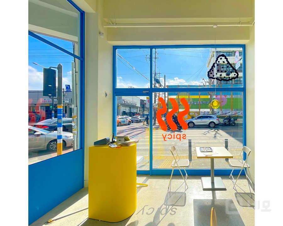서울숲역 도보5분, 연무장길도보5분, (전)이마트 가는길 대로변 코너 매물의 4번째 사진