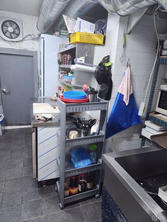 교문동 번화가에 위치한 양꼬치 전문점 매물의 6번째 사진