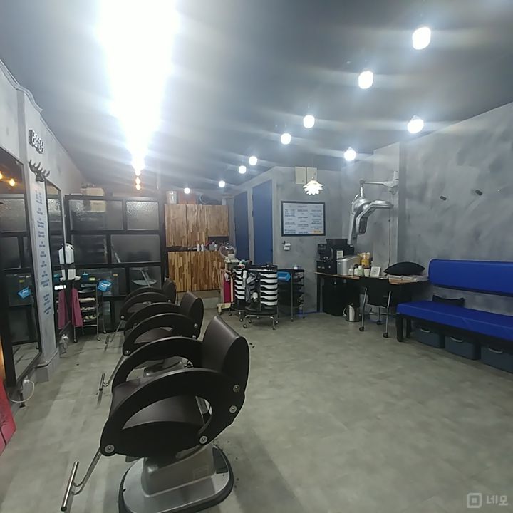 1층미용실 시장초입 학교근처 유동인구많은 15년째 성업중인 자리 매물의 2번째 사진