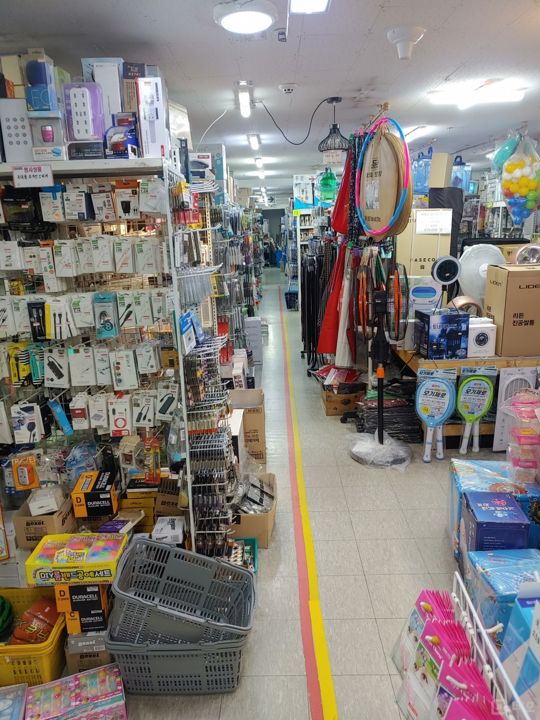 갈산동 대로변 코너, 다양하게 이용 가능한 생활용품점 매물의 4번째 사진