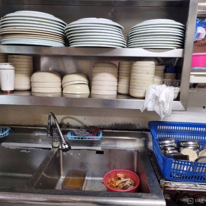 장현리 양도 양수 가능, 시설 완비 된 1층 해물 탕, 찜 요리 전문점 매물의 6번째 사진