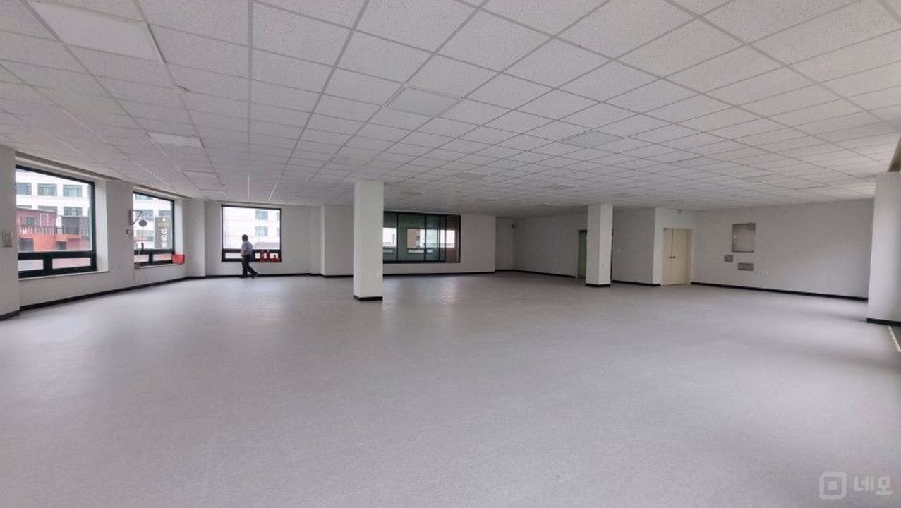 노원역 도보 3분 거리, 깔끔한 사무실입니다. 매물의 5번째 사진