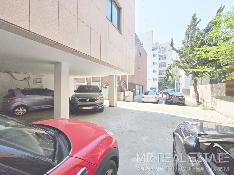 양재천ACE.대로변빌딩.가성비최고.주차.탕비有 매물의 6번째 사진
