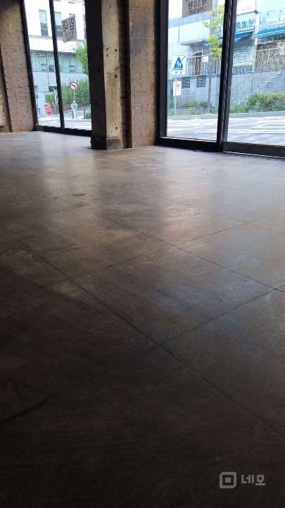 성북세무소 정문앞에있어요. 매물의 7번째 사진