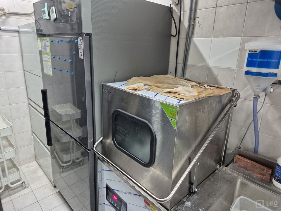 상암동 푸드코트에서 운영중인 음식점 매물의 5번째 사진