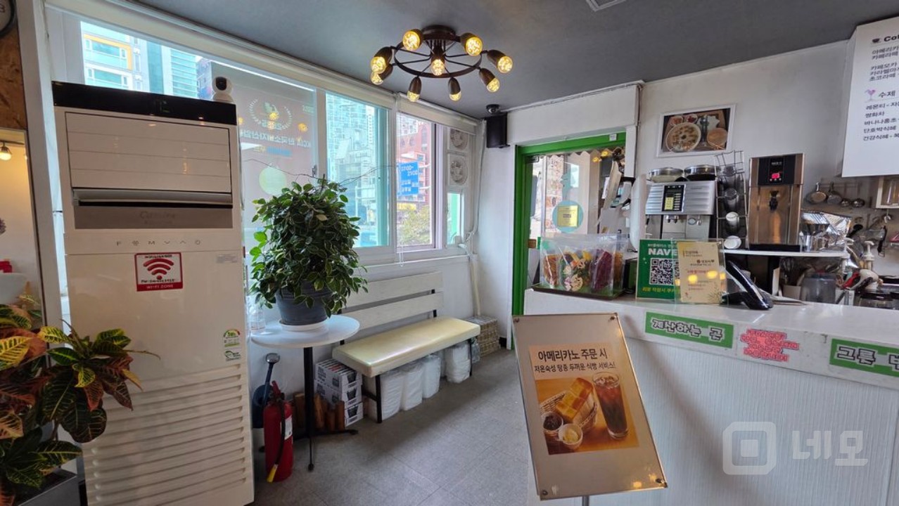 대로변 성업중 착한임대인 옥상까지 사용가능 업종 자유 매물의 3번째 사진
