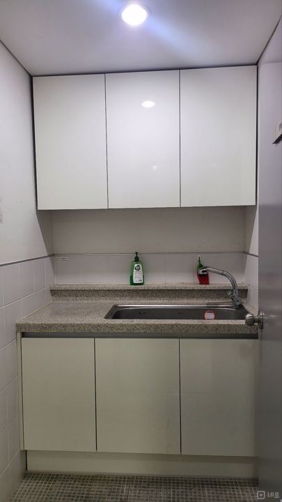 이보다 더 저렴할 수는 없다, 실면적 9평, 중앙냉난방기사무실  매물의 8번째 사진
