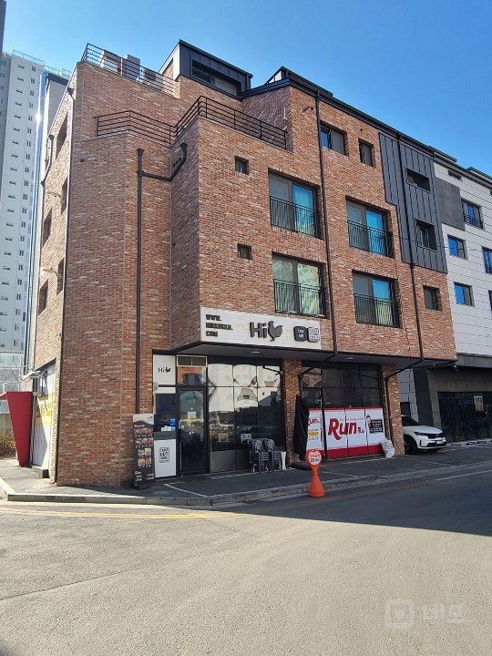 3천세대 아파트 단지 사이 상가 매물의 4번째 사진