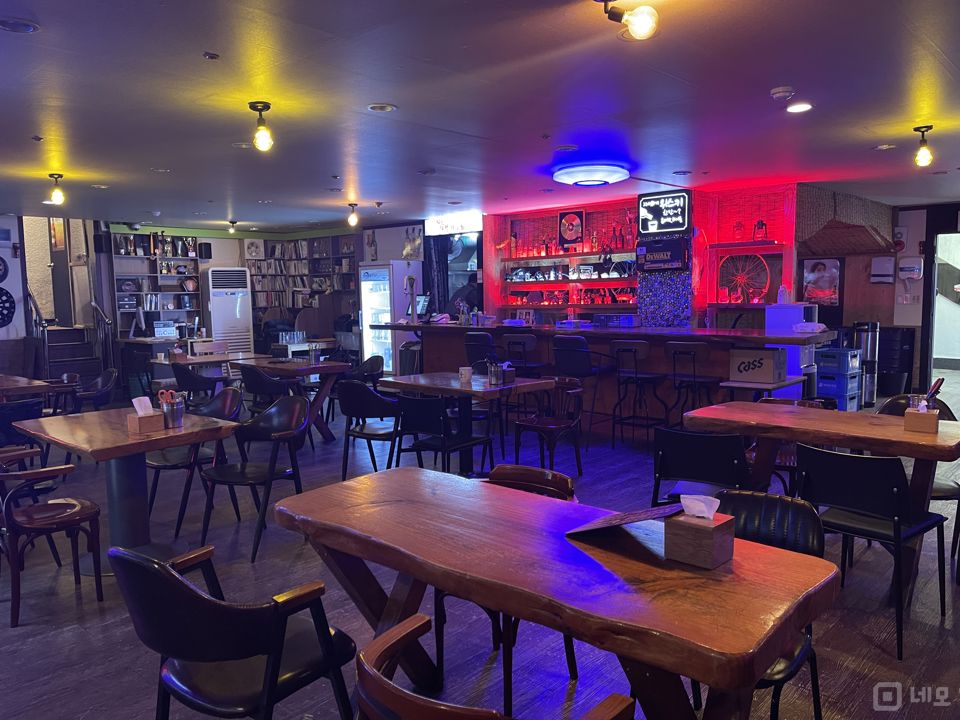 석촌동 시설 깔끔하고 배후 수요 탄탄한 맥주호프점 임대 매물의 3번째 사진