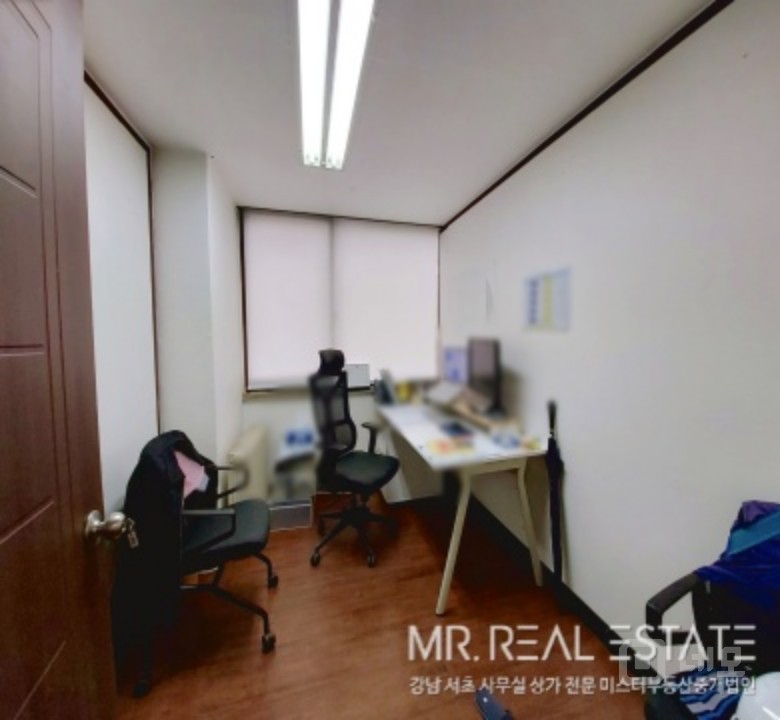 역삼동,가성비 우수,실속형 중소형 사무실 매물의 11번째 사진