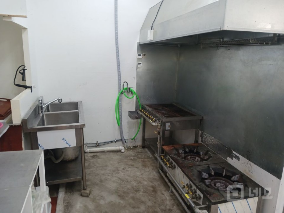 상가 임대합니다. 매매도 가능합니다. 권리금 없습니다. 매물의 2번째 사진