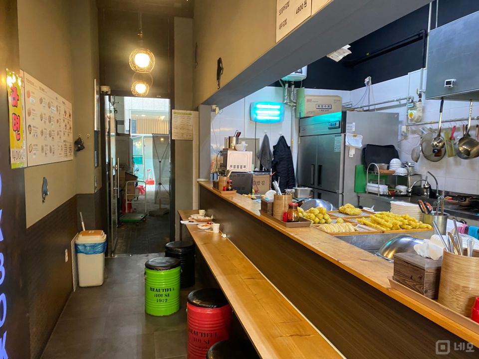 마곡동 깔끔한 내외부 떡볶이점 매물의 1번째 사진
