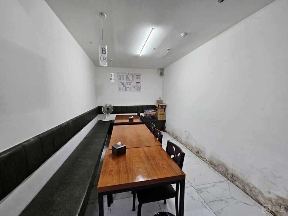 역삼동 오피스상권 지하1층 음식점 매물의 4번째 사진