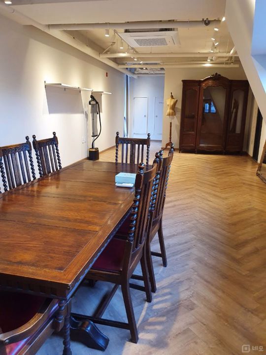 논현동 여성 전용 화장실로 되어 있는 6,7층 임대 사무실 매물의 3번째 사진