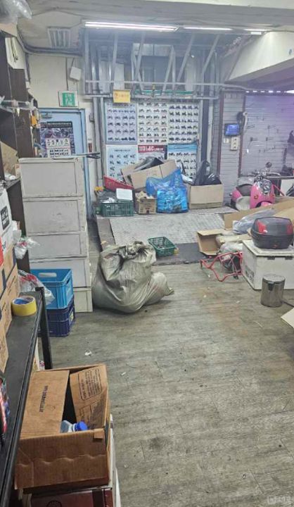 송파구 송파동  위치좋은 대로변 지층 상가 임대 매물의 2번째 사진