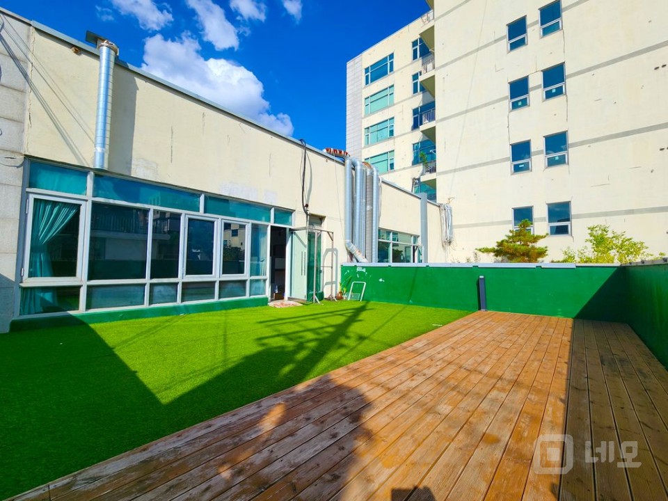 브랜드·스튜디오·교육시설 모두 어울리는 망원 핵심 입지 매물의 17번째 사진