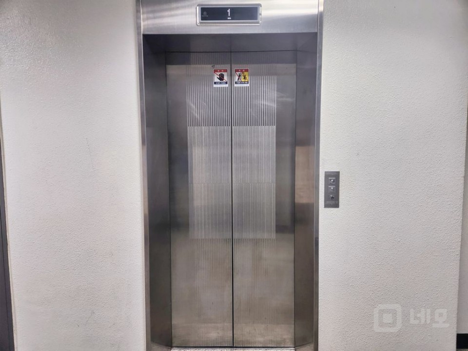 📍압구정역 구분룸+테라스 오피스📍 매물의 11번째 사진