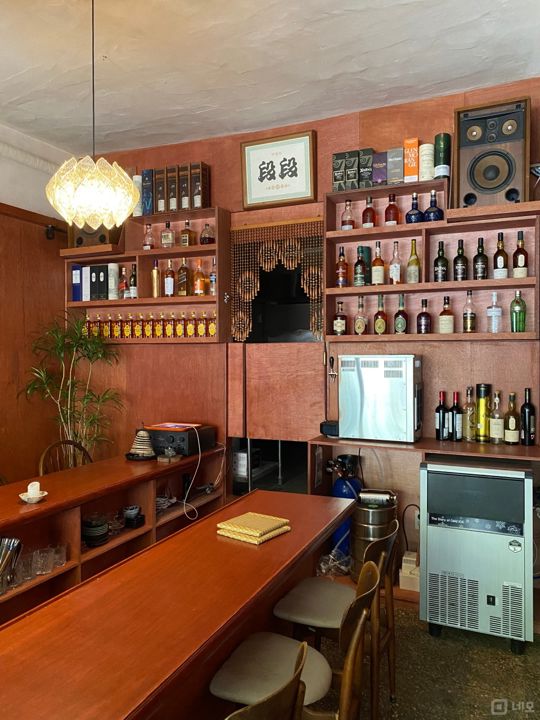 송정동 성수역 역세권, SNS 핫플레이스, 입소문 듣고 찾아오는 바 매물의 1번째 사진