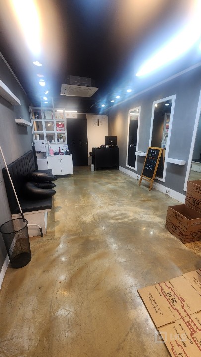 이동농수산물시장인근  미용실 매물의 3번째 사진