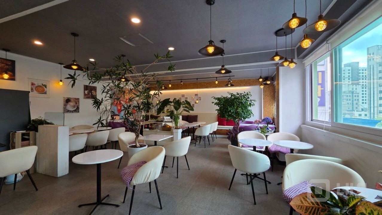 대로변 성업중 착한임대인 옥상까지 사용가능 업종 자유 매물의 2번째 사진