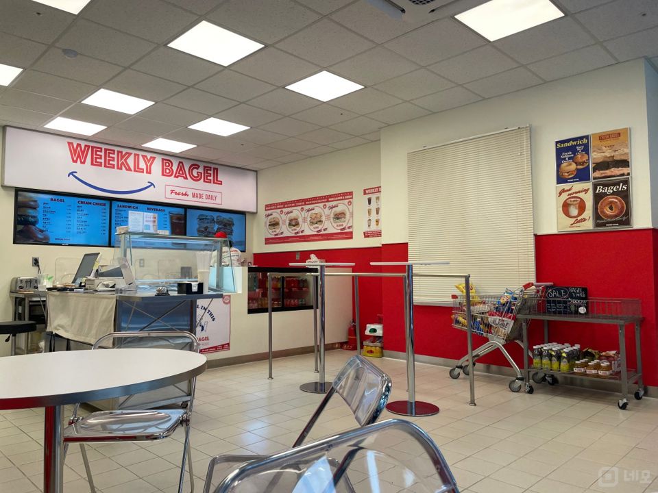 화양동 인테리어 및 시설 최상 베이글카페 매물의 1번째 사진