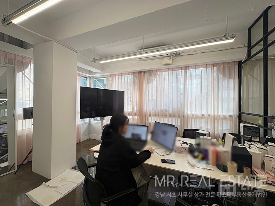 도산공원사거리 S급인테리어 싱크有 매물의 7번째 사진