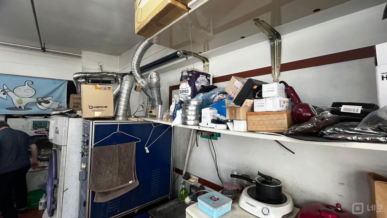 8차선 대로변 1층 상가 입니다. 광고효과 좋습니다. 매물의 10번째 사진