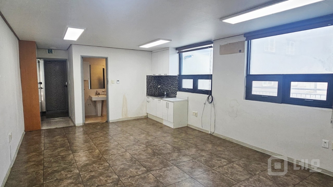 원룸형 사무실 매물의 5번째 사진