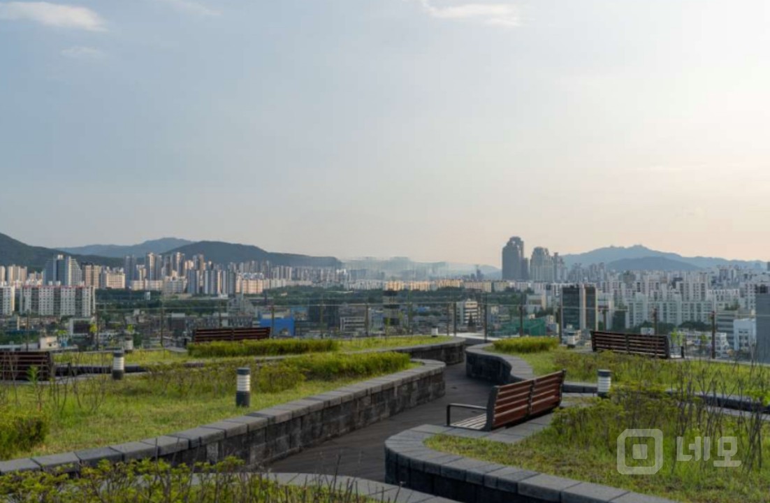 ☆ 뷰 맛집 ☆ 주차 편리한 역세권 력셔리 오피스  매물의 7번째 사진
