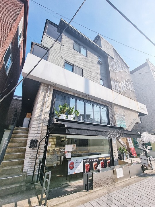 🟪 I 현황1층 l 예쁜카페 l 내부공간 넓음 l 인기상가 l  매물의 12번째 사진
