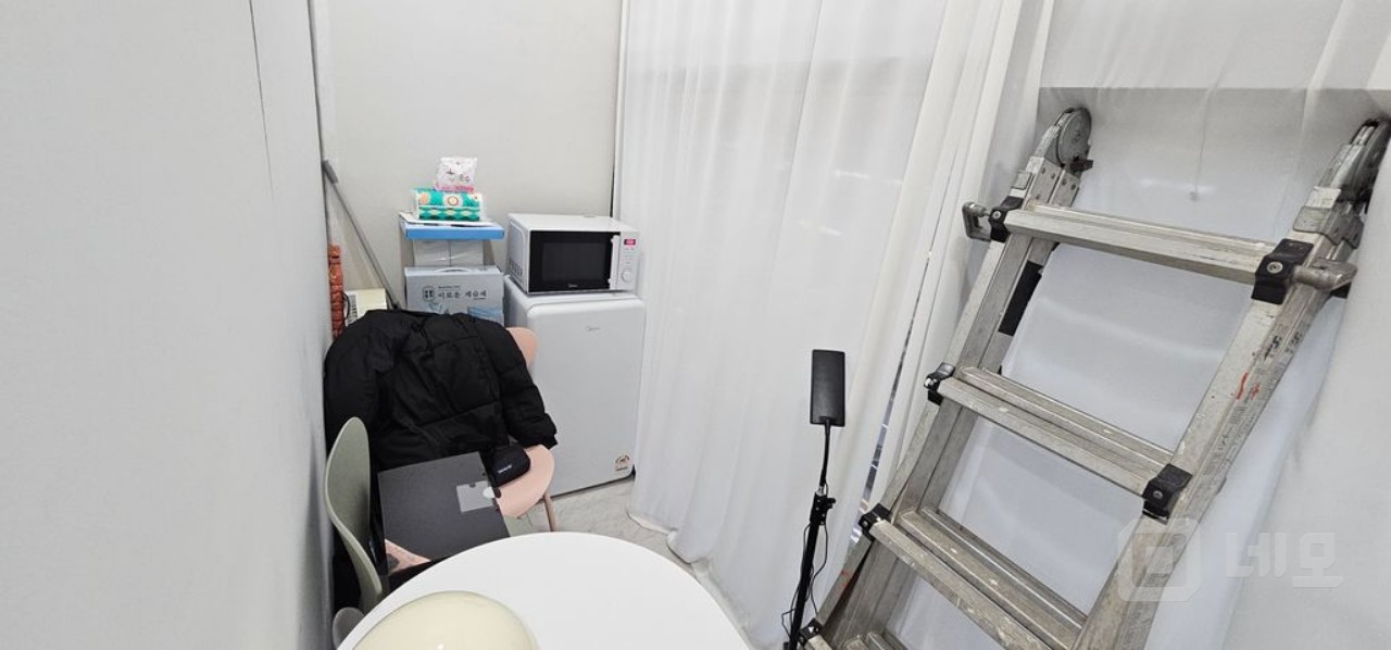 노출도 굿 네일아트 몸만들어오면 되는 상가 매물의 8번째 사진