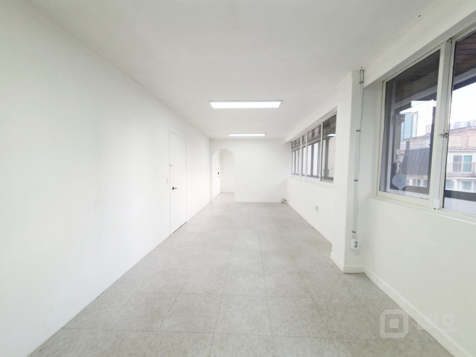 GATE 무권리 망원역 도보 5분 엘베있는 가성비 뛰어난 사무실 매물의 3번째 사진