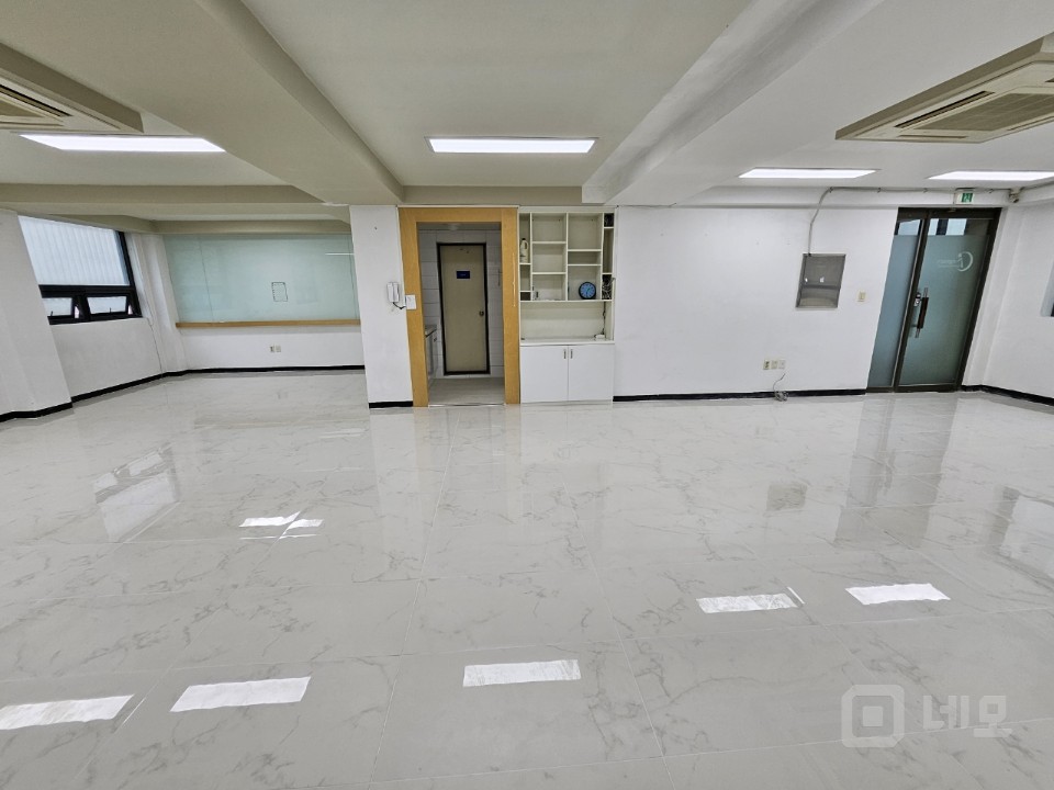 강남구 역삼동 역세권 2층 사무실 임대 매물의 5번째 사진
