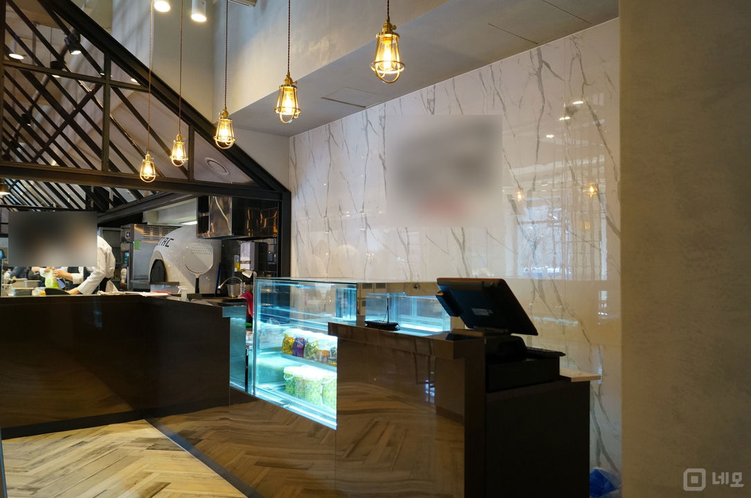 대신동 대학가상권 위치, 세련된 인테리어 완비된 1층 레스토랑 매물의 8번째 사진
