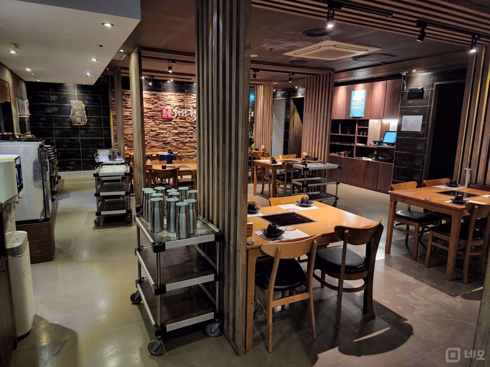 고급스러운 인테리어 완비된 여의도 음식점 매물의 7번째 사진