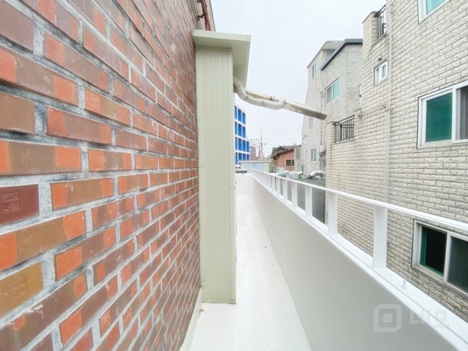 인테리어 완비 무권리 사무실 매물의 9번째 사진