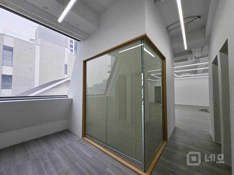 강남구청역, 역세권, 신축급, 층단독, A급인테리어 매물의 3번째 사진