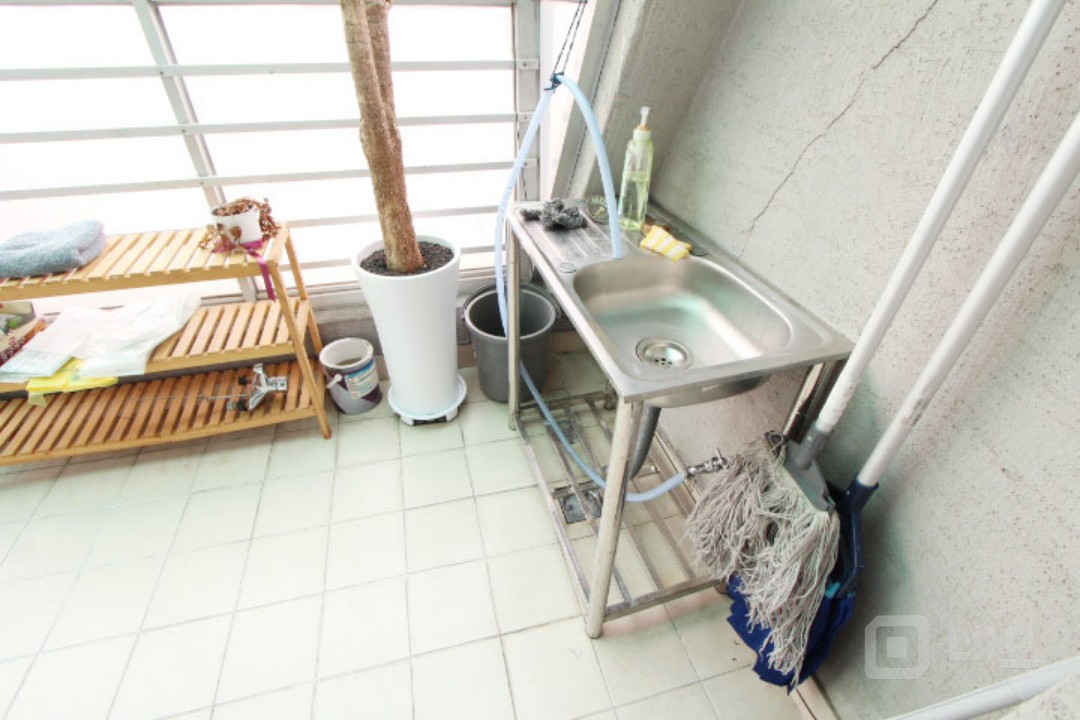 ● 역세권 소형사무실 !!  월세 100미만 주차가능한곳 매물의 6번째 사진