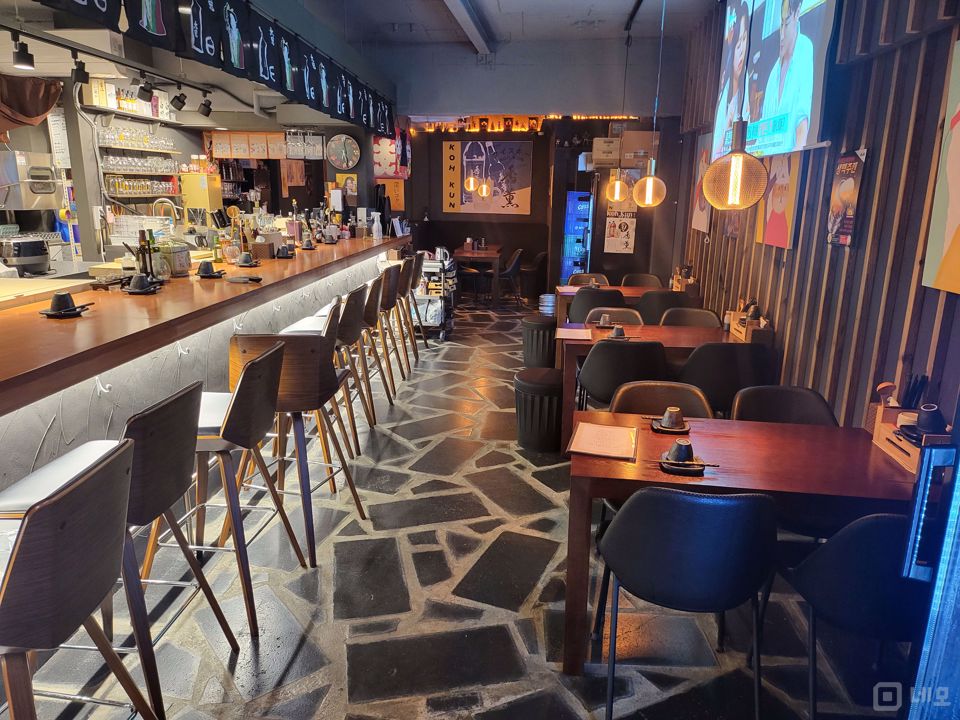 이태원역 초역세권, 대로변 1층 이태원동 이자카야 매물의 2번째 사진