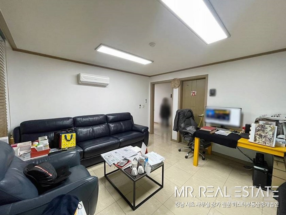 역삼역.S급가성비사무실.주차ACE.넓은베란다 매물의 6번째 사진