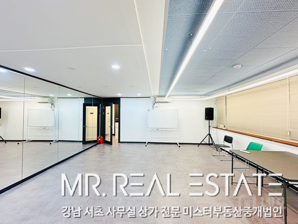 신사역1분.스튜디오강추.룸4.자주식주차.인테리어ACE 매물의 7번째 사진