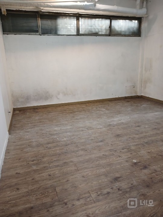 단지내상가 반지하 상가입니다 매물의 2번째 사진