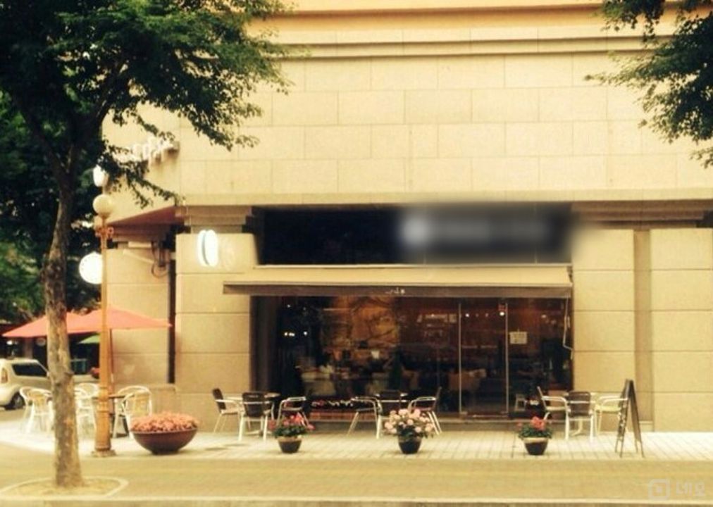 일산동구 백석동 상가 1층 코너 주목도 높은 카페 매물의 6번째 사진