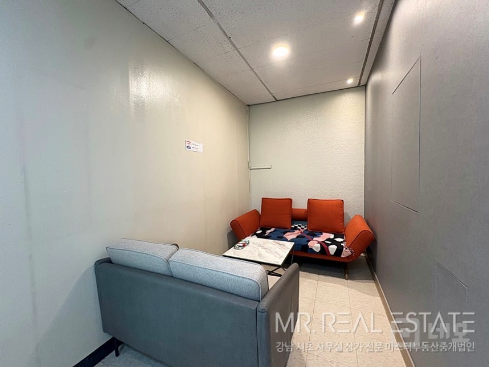 삼성중앙역 1분 대형건물 소형ACE인테리어 무료1대 매물의 8번째 사진