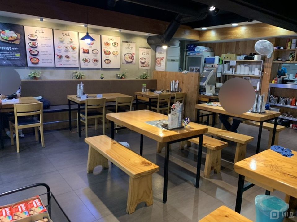 명일동 초역세권, 월 매출 안정적인 국밥집 매물의 4번째 사진