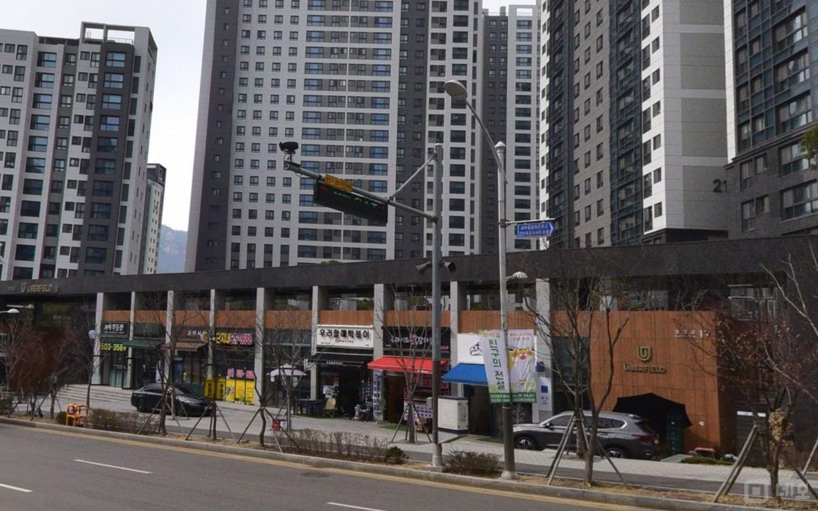 원문동 정부과천청사역 역세권, 대단지 아파트 상가 위치한 카페 매물의 5번째 사진