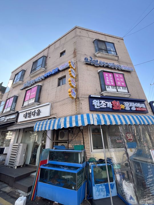 시설집기 포함, 시흥동 은행나무시장 상권 1층 네일샵 매물의 5번째 사진