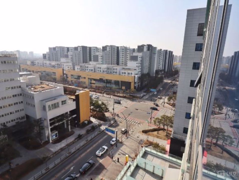 탁트인 저렴한 코너양창 사무실 매물의 6번째 사진