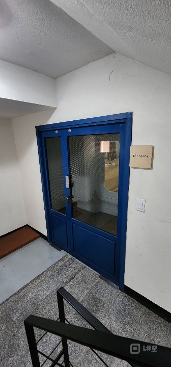 인테리어 굿~! 홍대 와우공원 인근 상가 사무실 매물의 12번째 사진